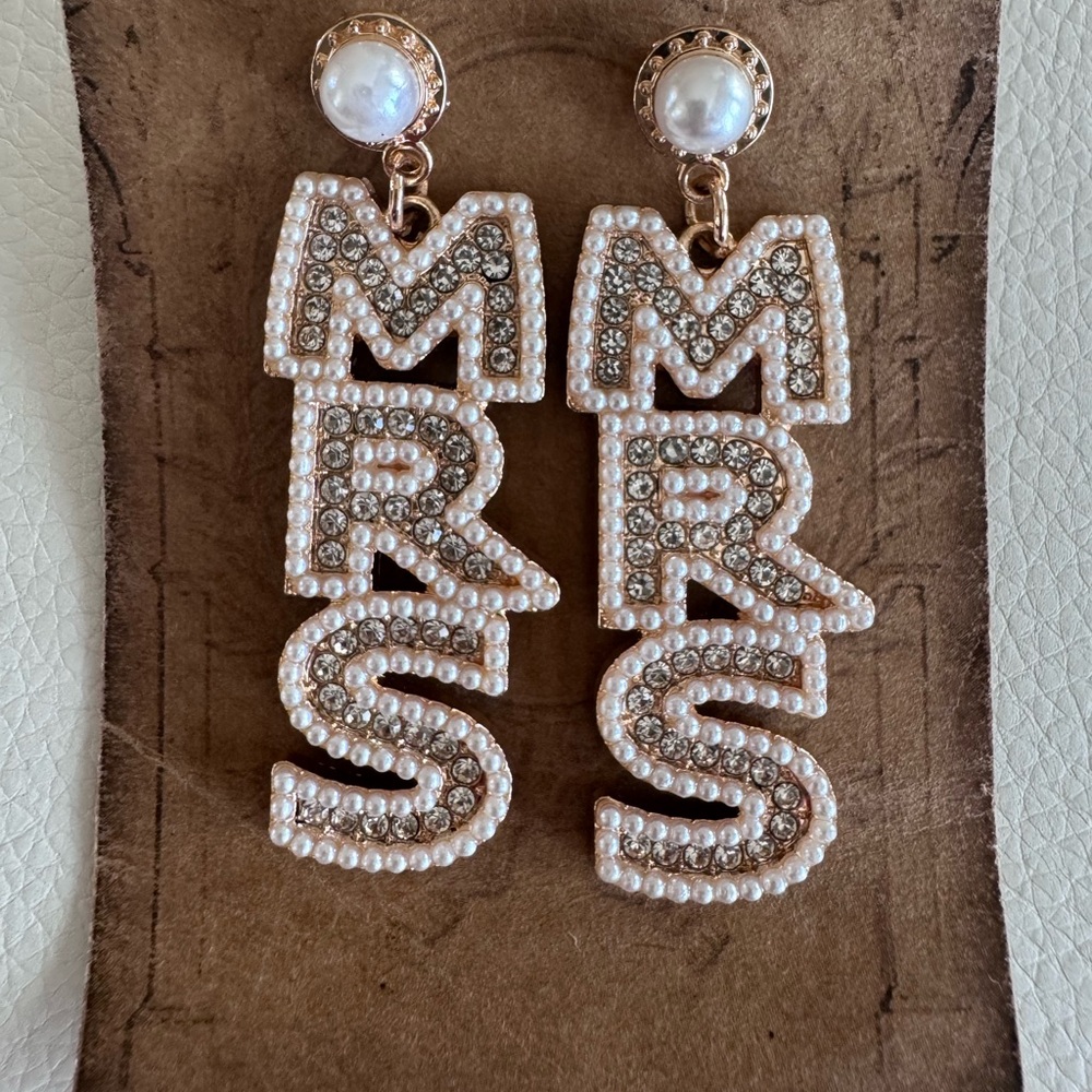 "Mrs. Fab" MRS Gold, Clear Rhinestone 
White Pearl Drop Bridal Earrings